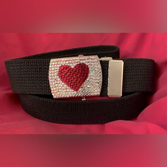Vtg Paige Roberts Heart Rhinestone on Silver Tone Buckle Black Belt New Boutique
